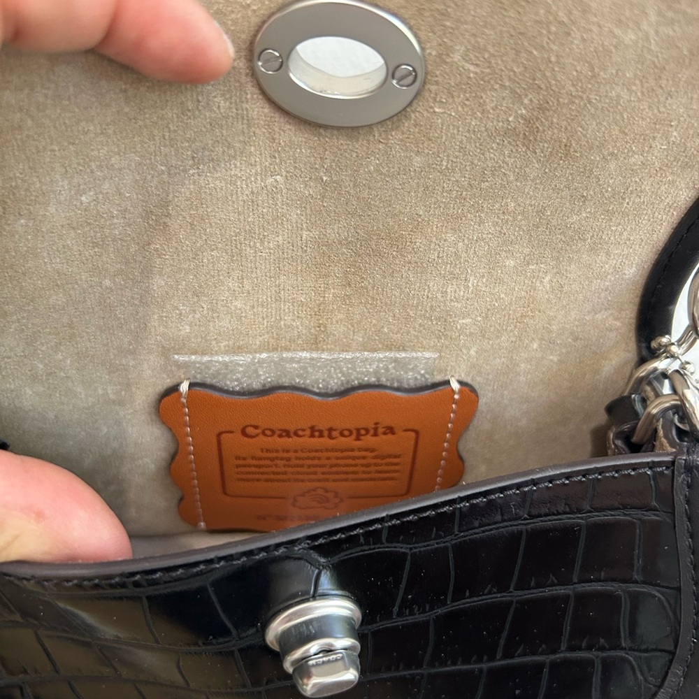 Coachtopia coach wavy dinky bag in croc - Picture 7 of 8
